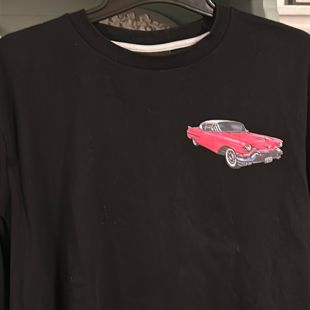 Scotch & Soda Henley with Vintage Car